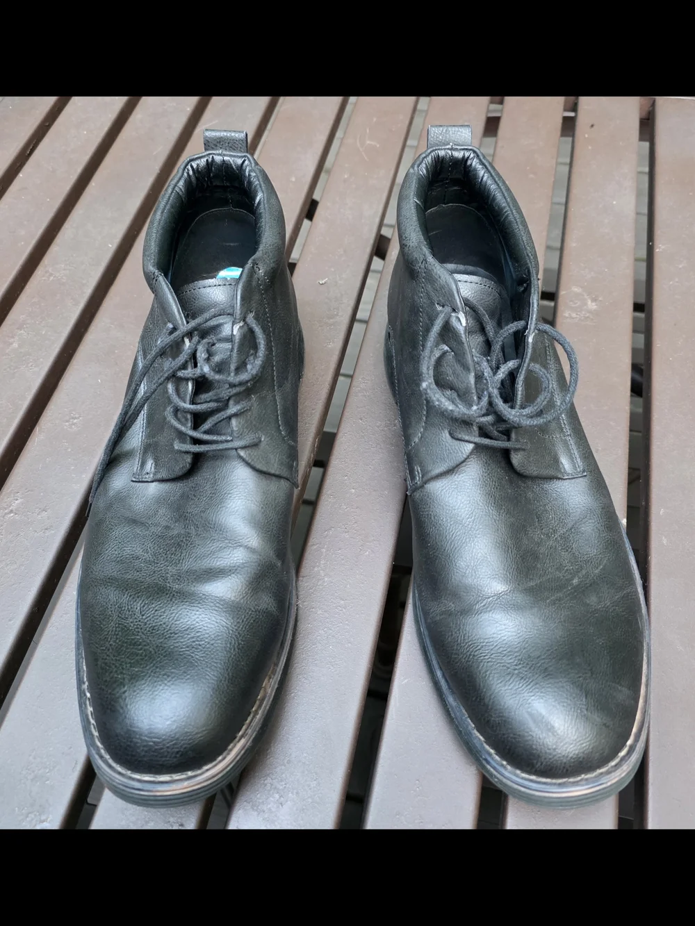 Men's Black Lace-Up Chukka Boots - Classic Everyday Comfort
